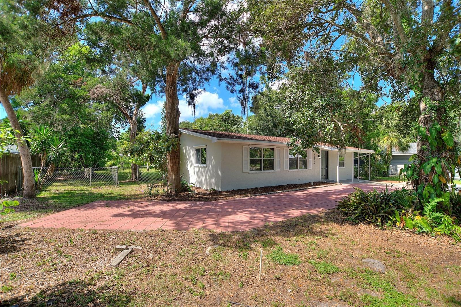 Image 26 of 32 For 3835 Rilma Avenue