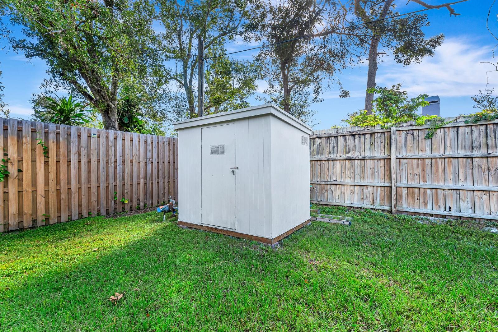 Image 30 of 39 For 4097 Malden Drive