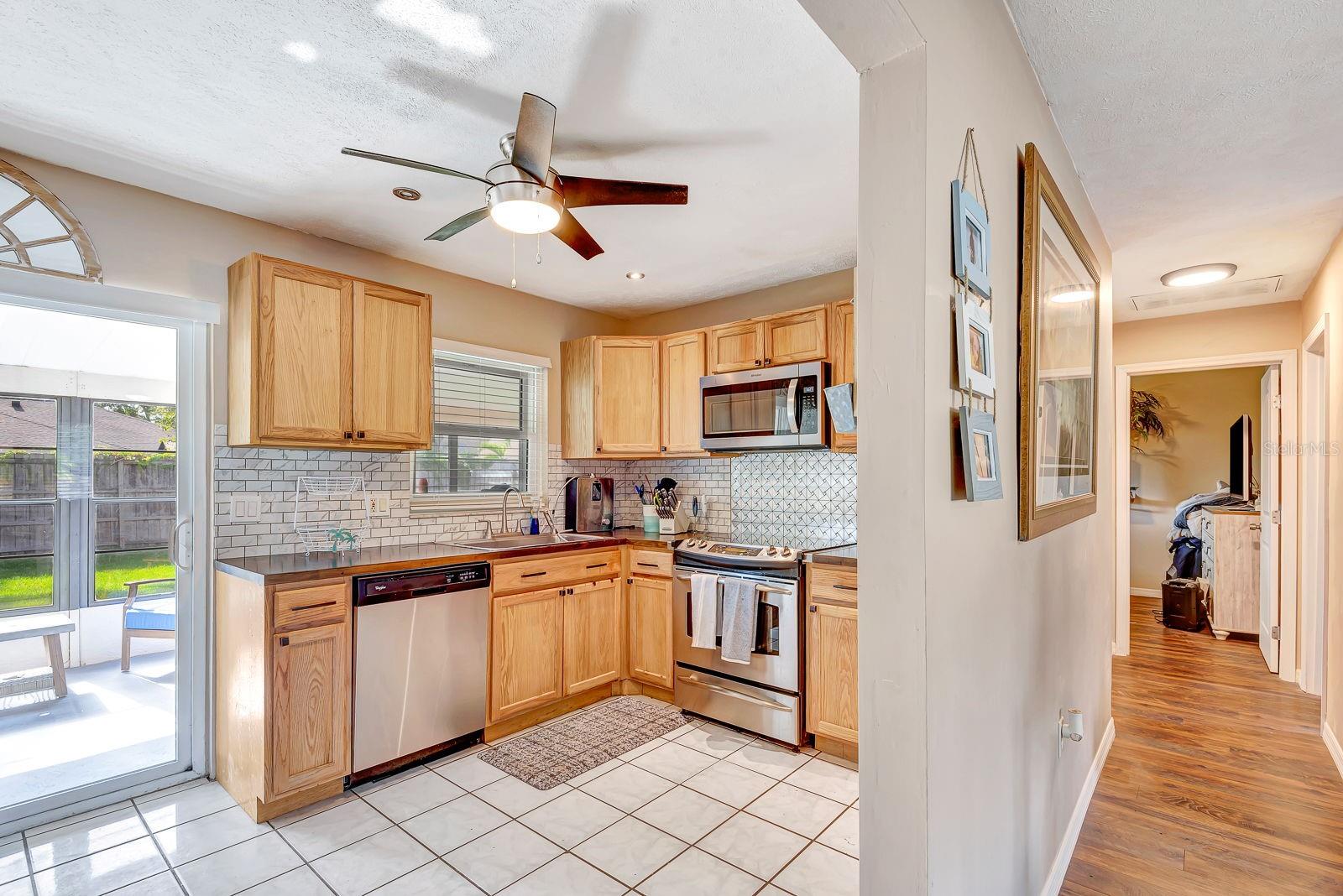 Image 8 of 39 For 4097 Malden Drive