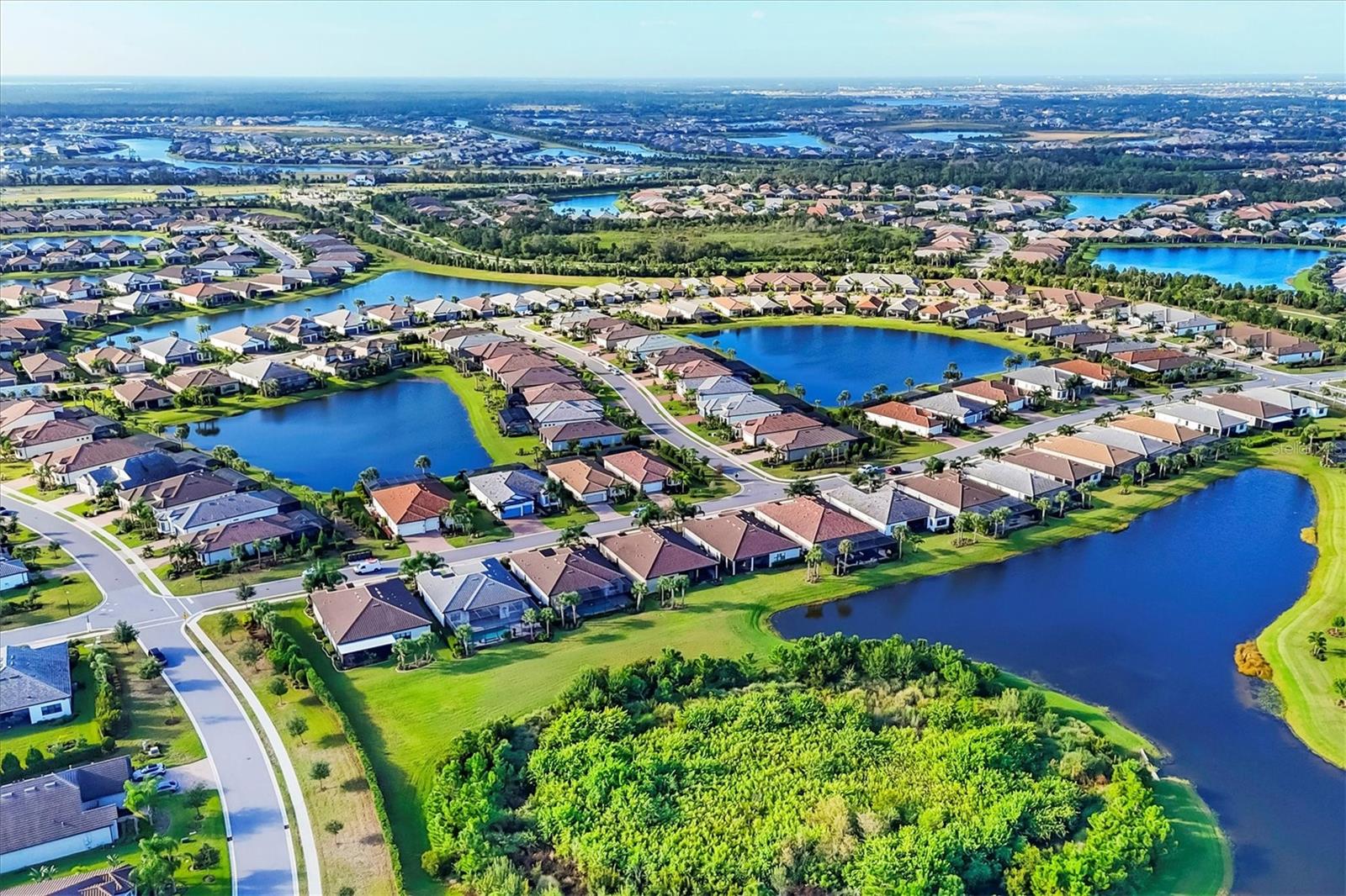 Image 23 of 57 For 17823 Littleton Place