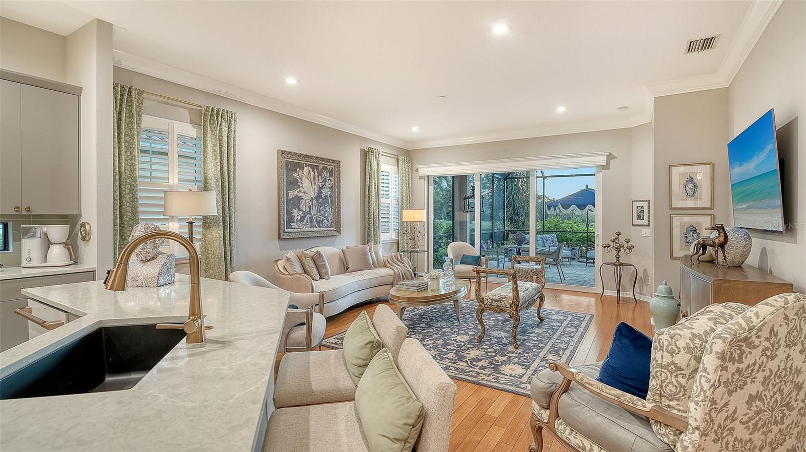 Image 19 of 89 For 7232 Presidio Glen