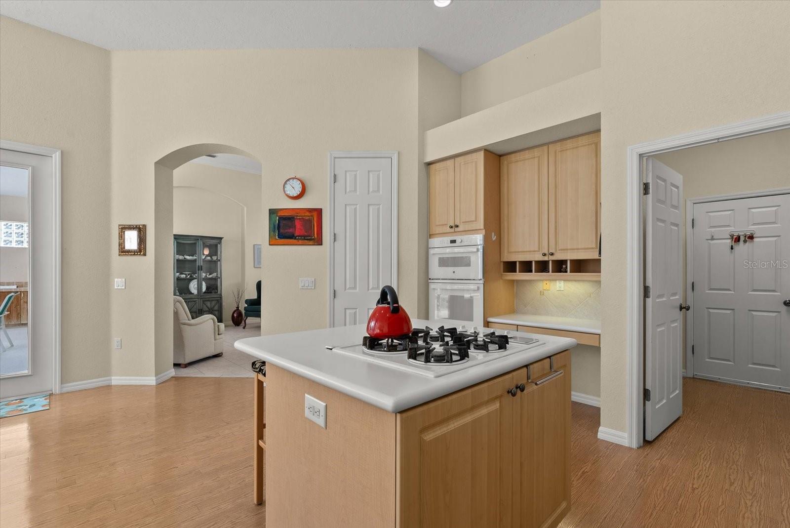 Image 16 of 43 For 8604 15th Avenue Nw