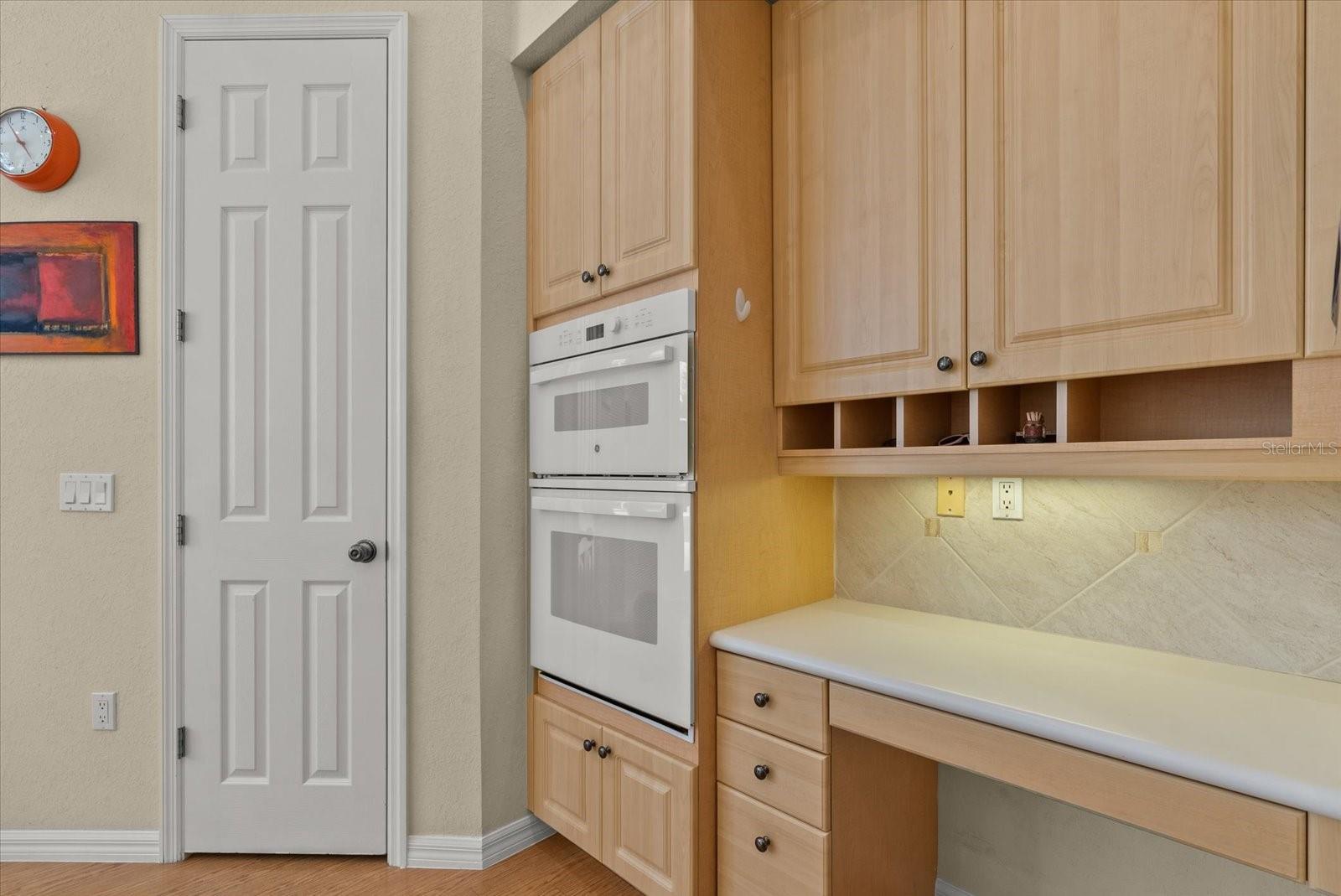 Image 18 of 43 For 8604 15th Avenue Nw