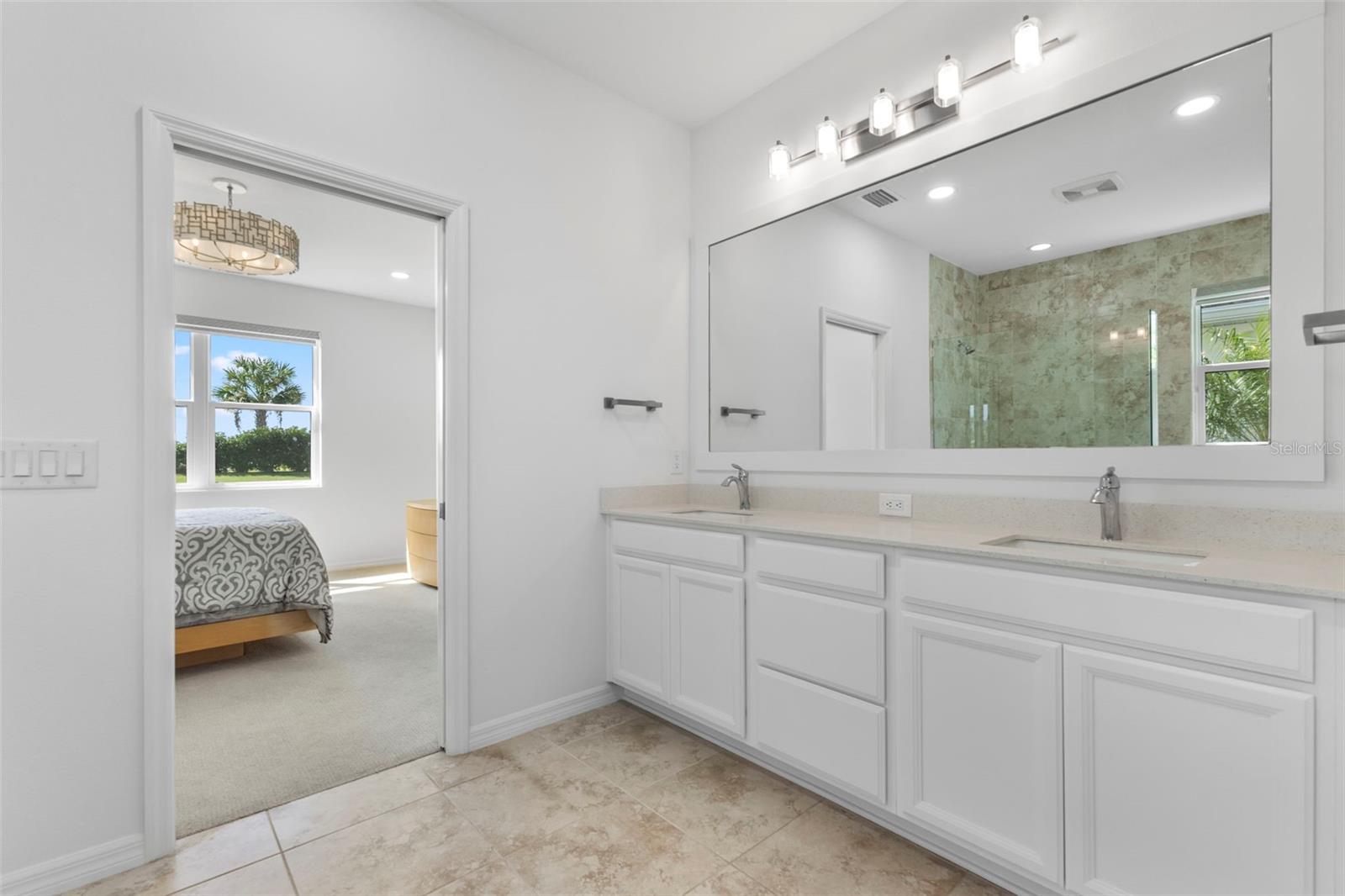 Image 26 of 32 For 8121 Sternway Road