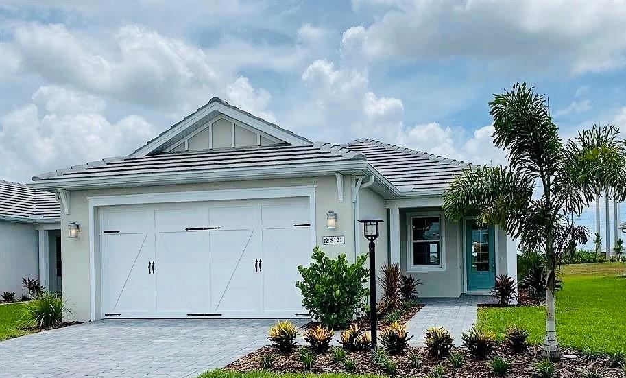 Image 29 of 32 For 8121 Sternway Road