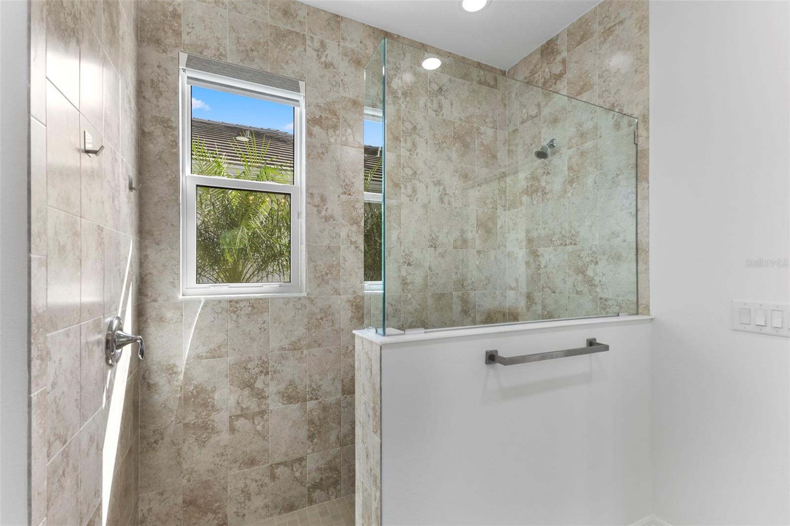 Image 7 of 32 For 8121 Sternway Road