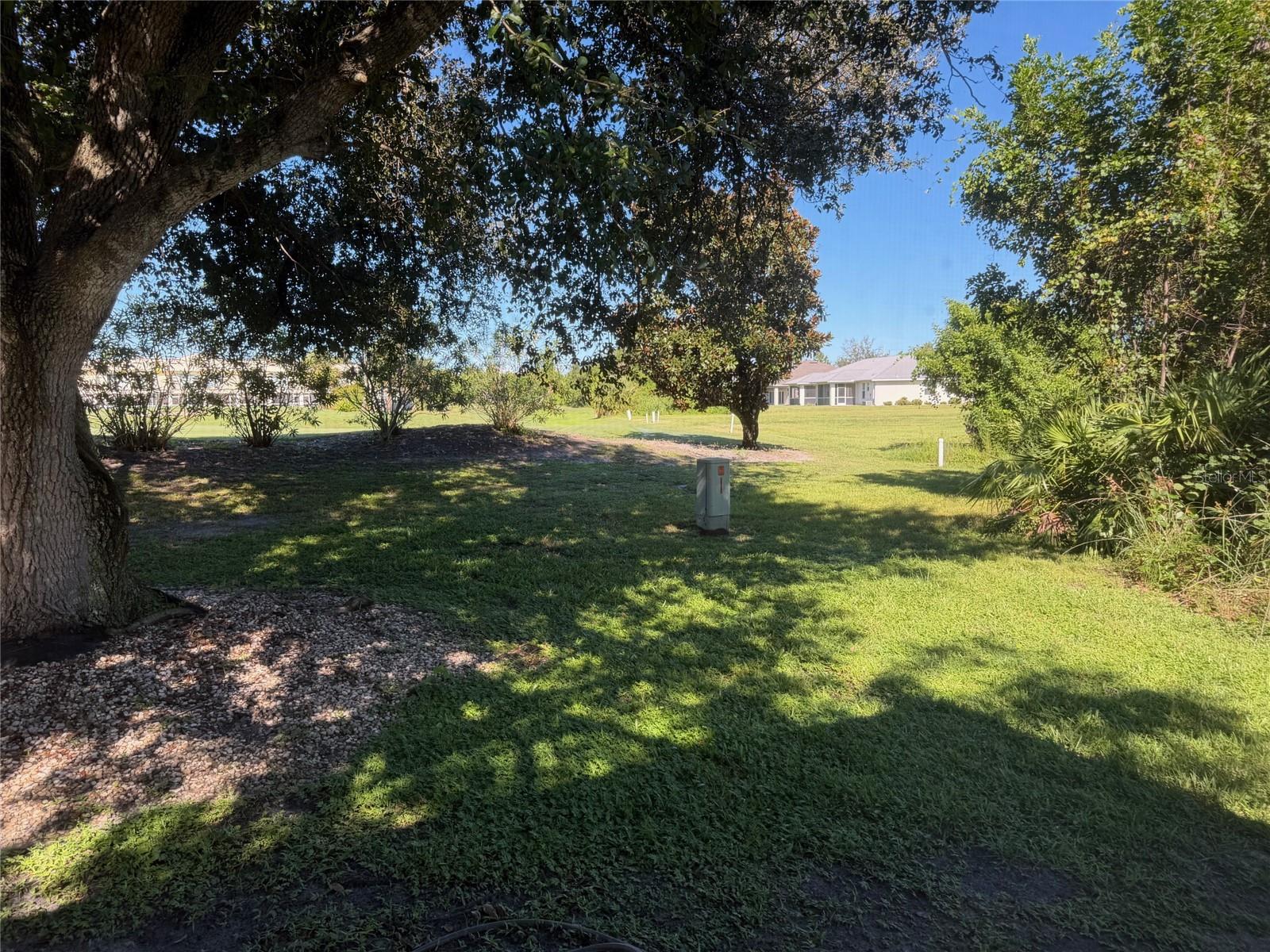 Image 15 of 26 For 1203 Saxony Circle D
