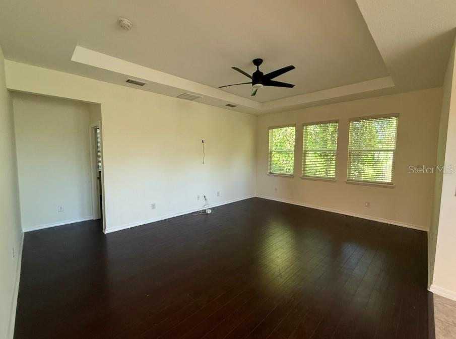 Image 12 of 30 For 6223 35th Court E