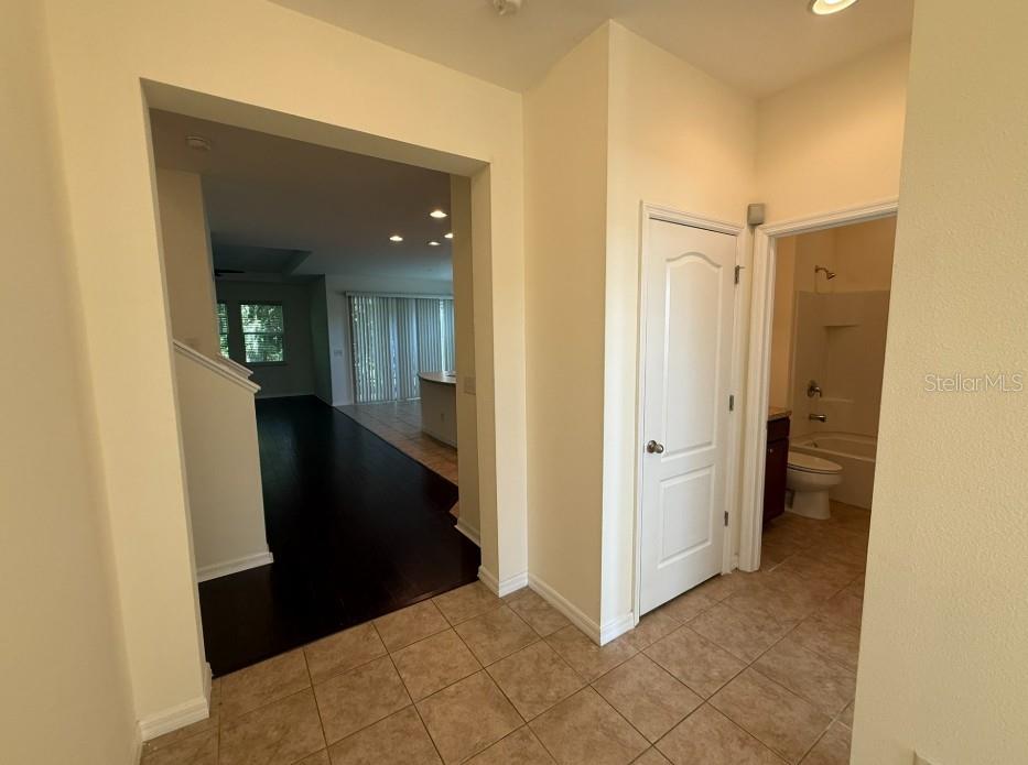 Image 5 of 30 For 6223 35th Court E