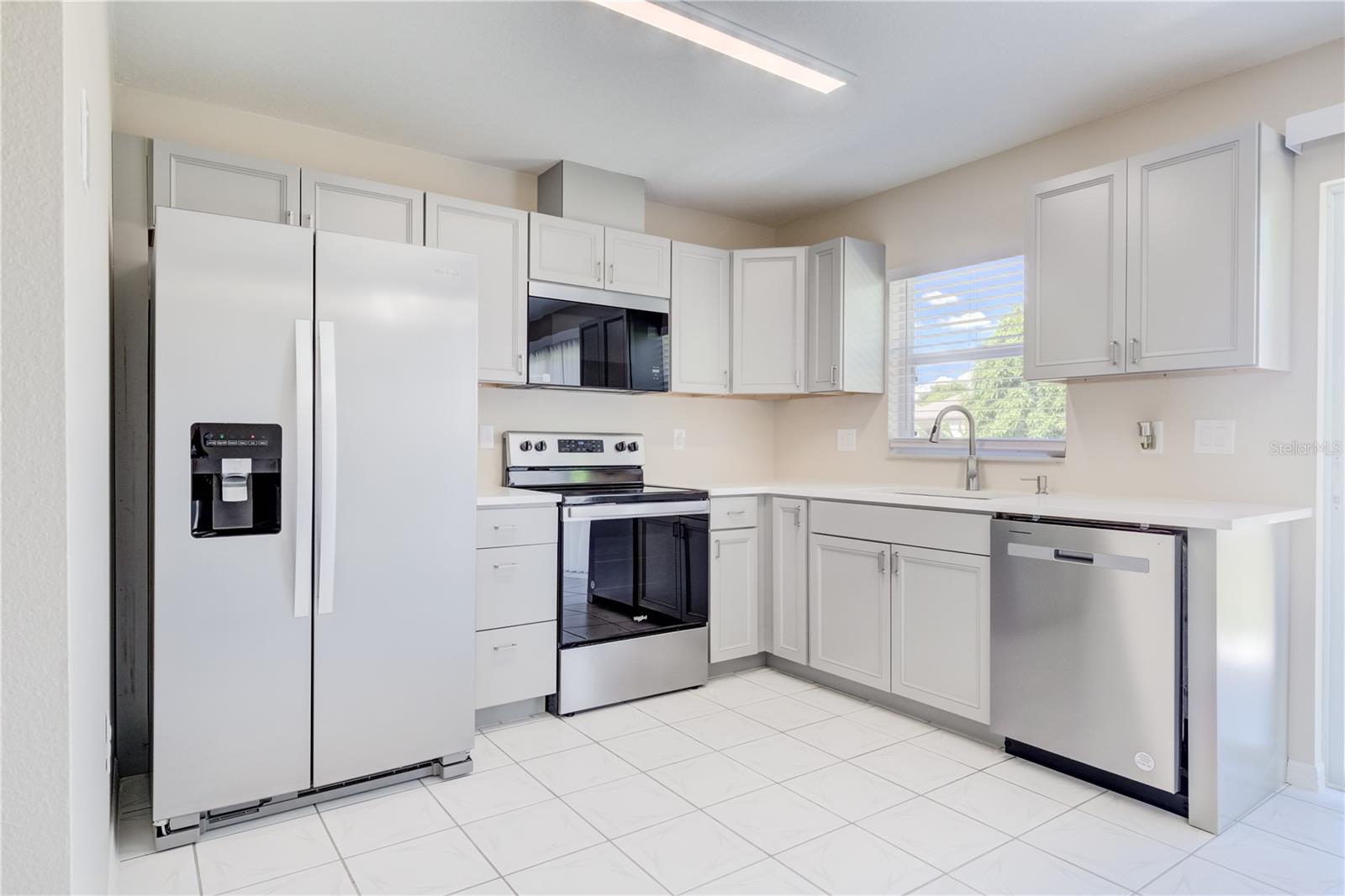 Image 5 of 18 For 1112 21st Street E