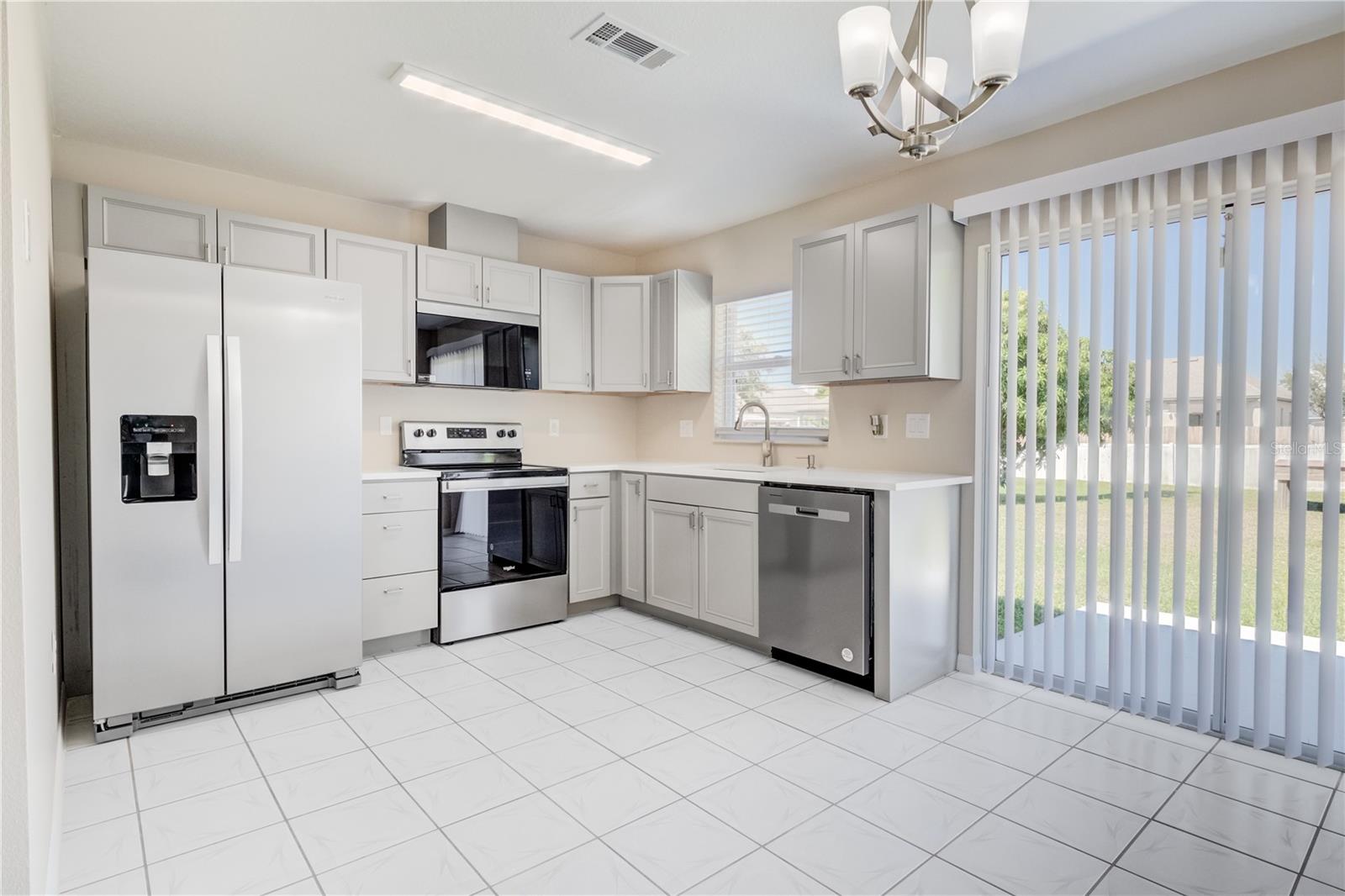 Image 6 of 18 For 1112 21st Street E