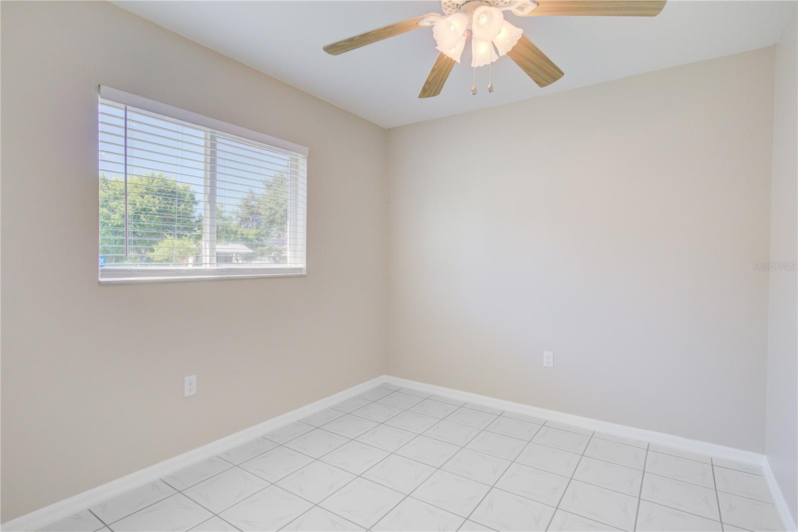 Image 8 of 18 For 1112 21st Street E