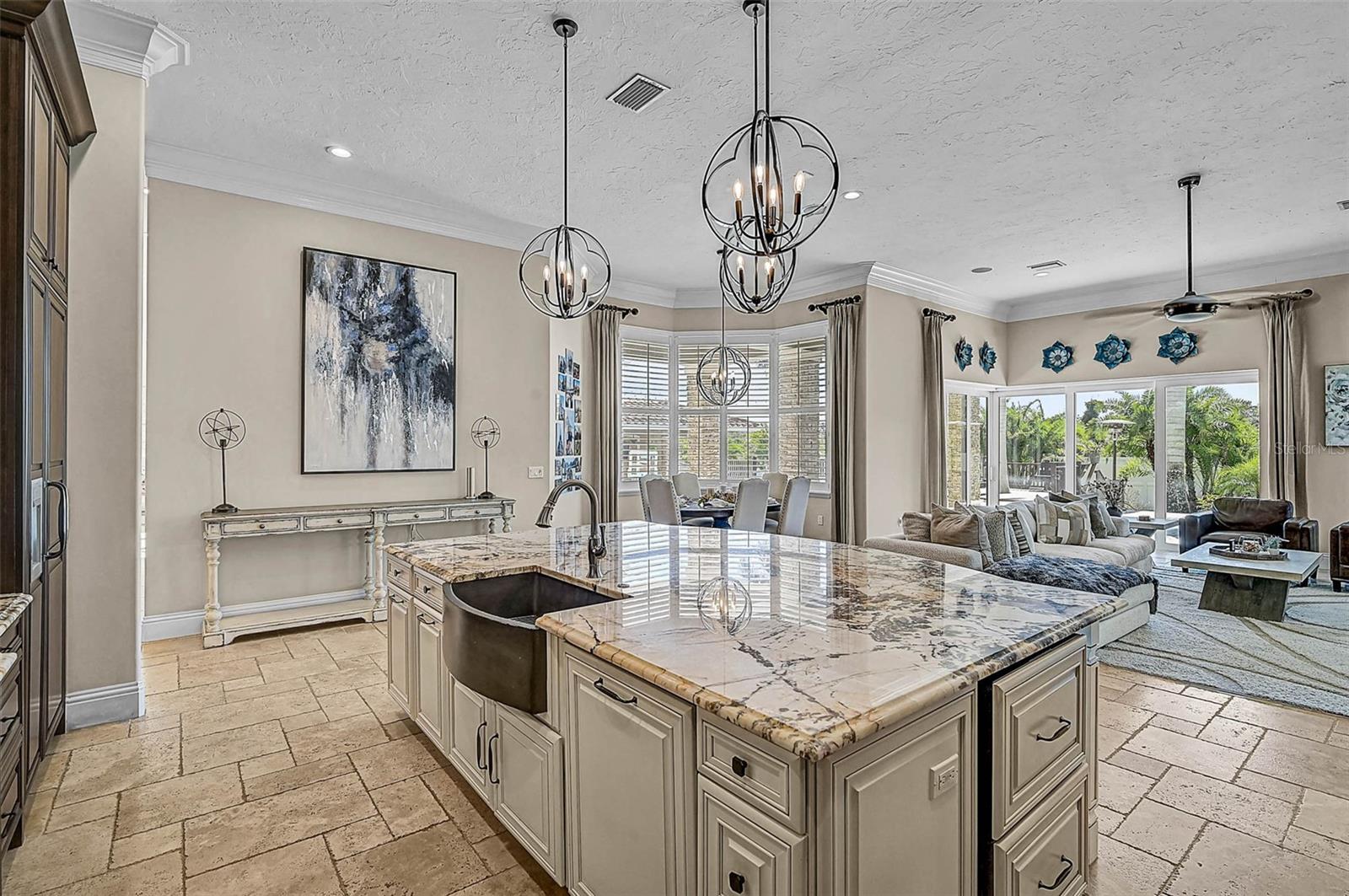 Image 19 of 85 For 6722 Hawkins Road