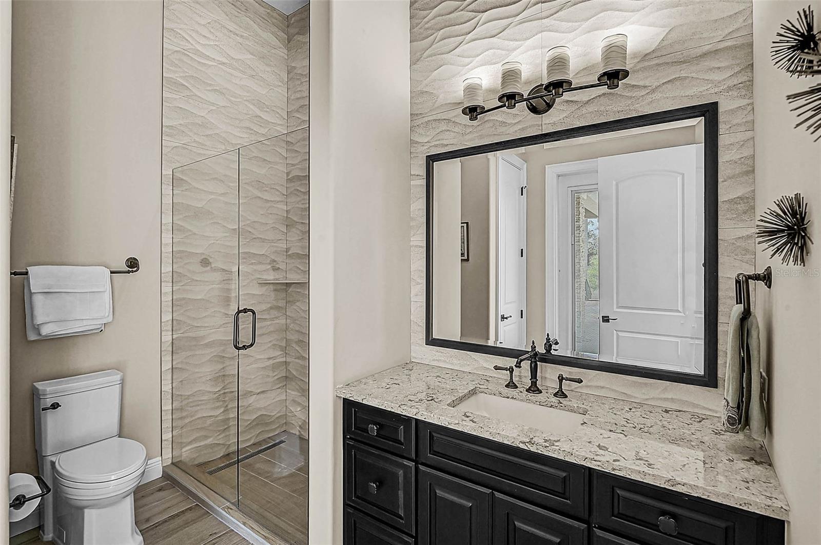 Image 24 of 85 For 6722 Hawkins Road