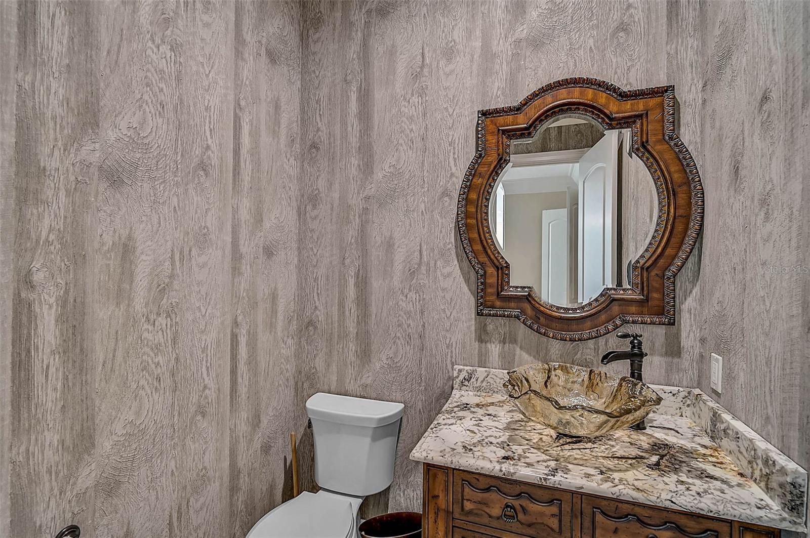 Image 42 of 85 For 6722 Hawkins Road