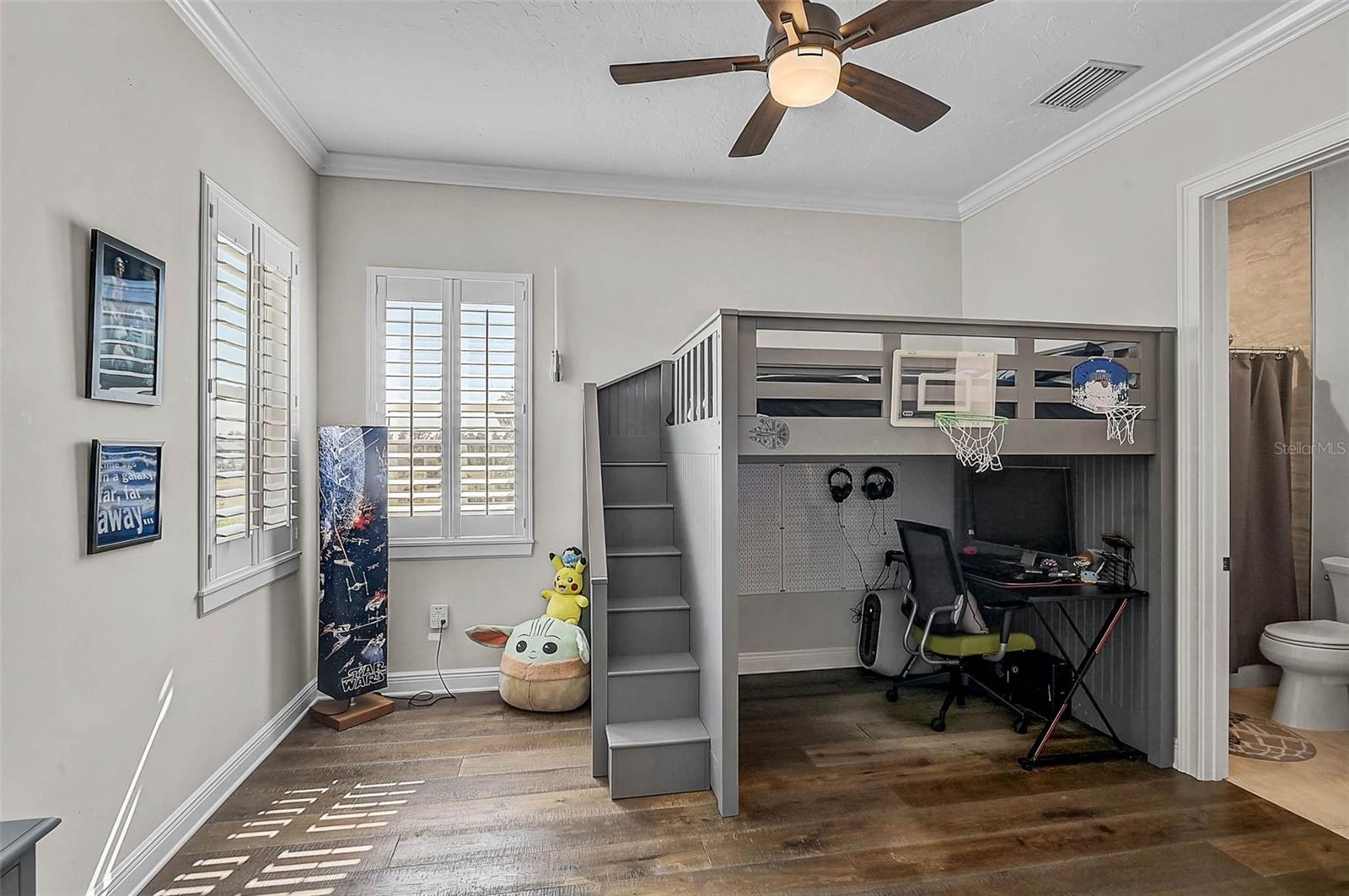 Image 44 of 85 For 6722 Hawkins Road