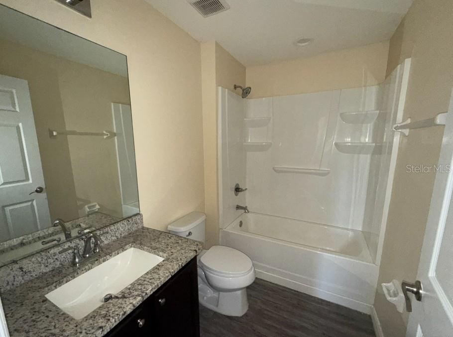 Image 11 of 12 For 11231 Kimberly Avenue