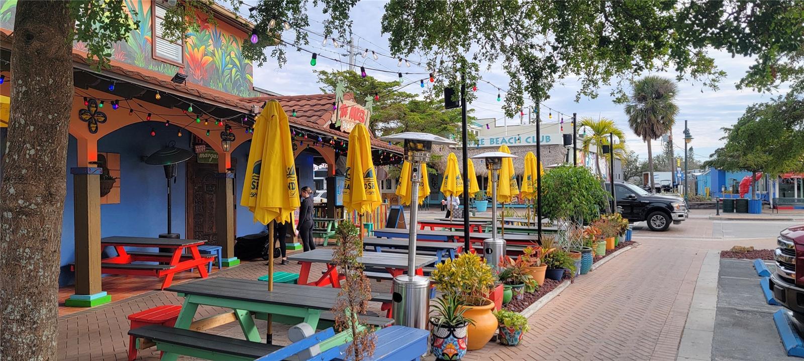 Image 27 of 28 For 145 Avenida Messina  3