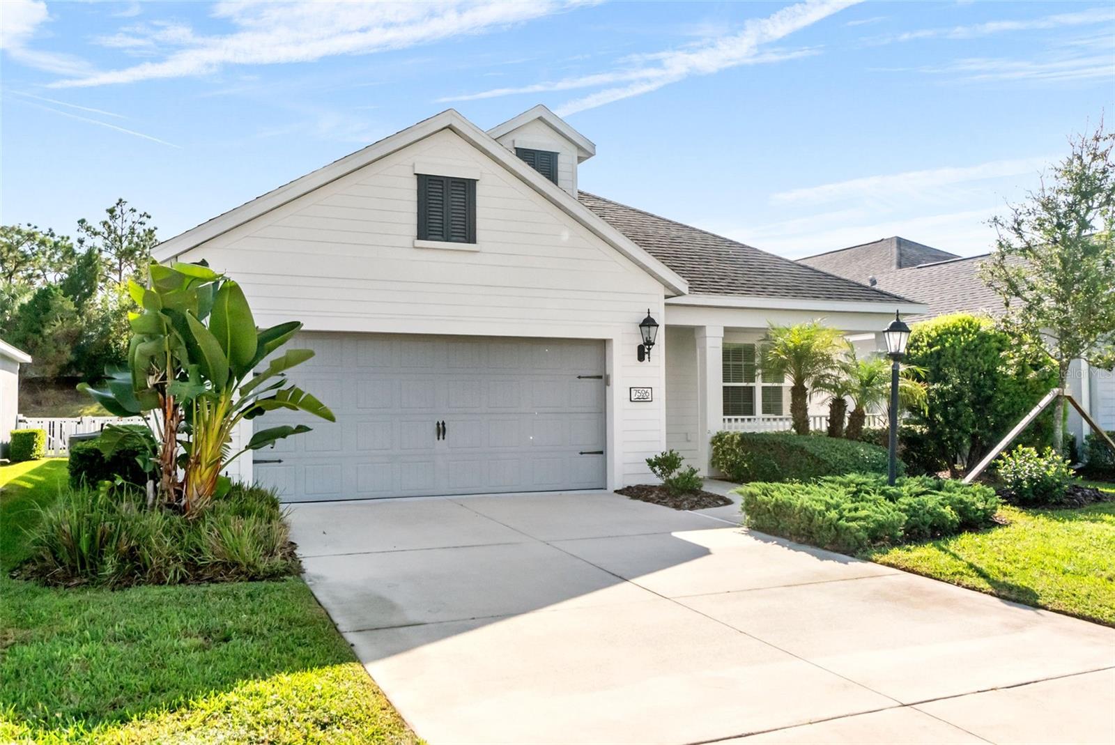Image 2 of 43 For 7526 Ridgelake Circle