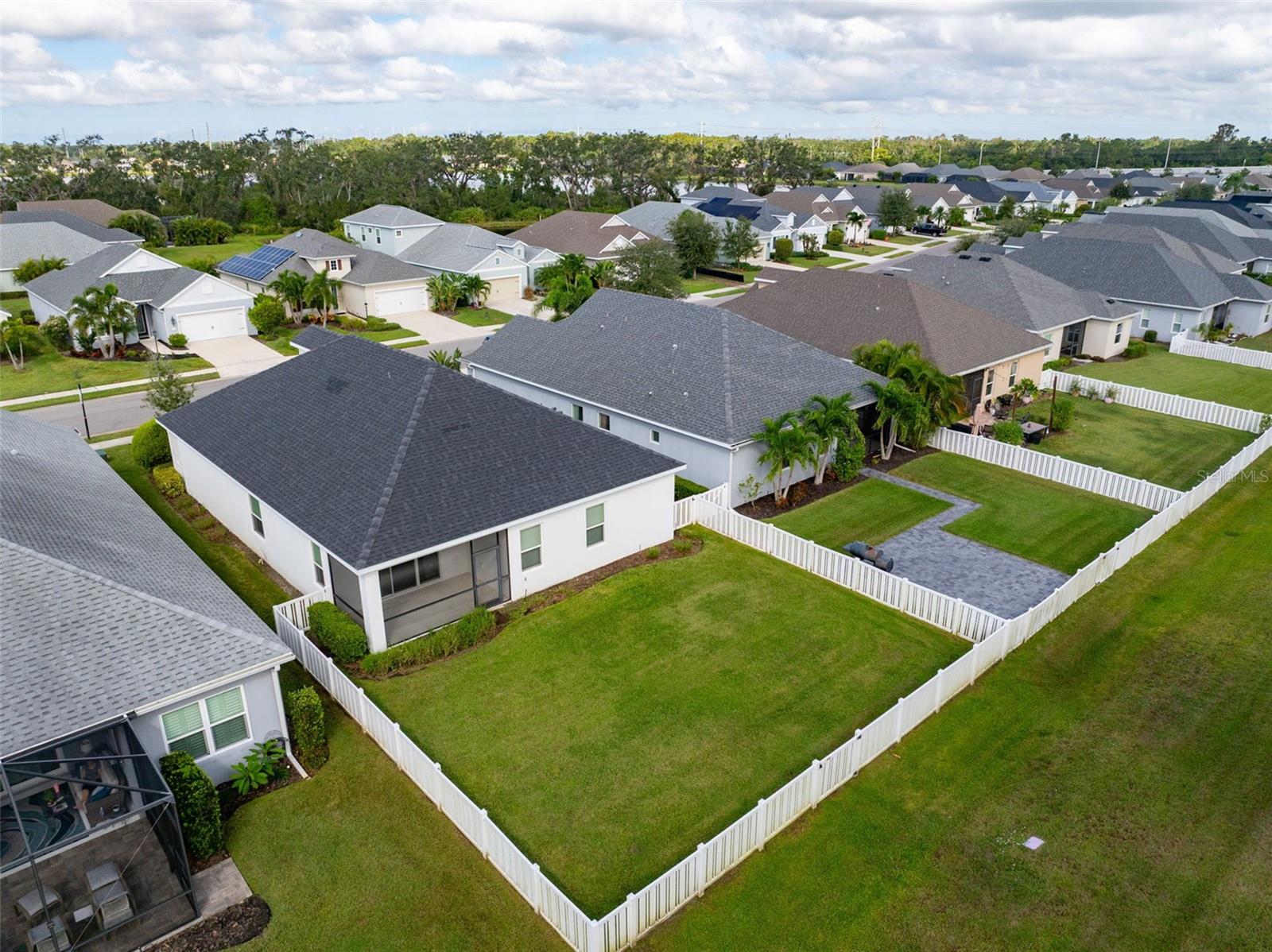 Image 31 of 43 For 7526 Ridgelake Circle