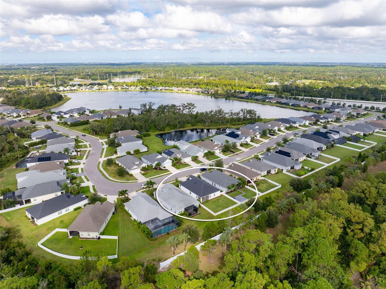 Image 33 of 43 For 7526 Ridgelake Circle