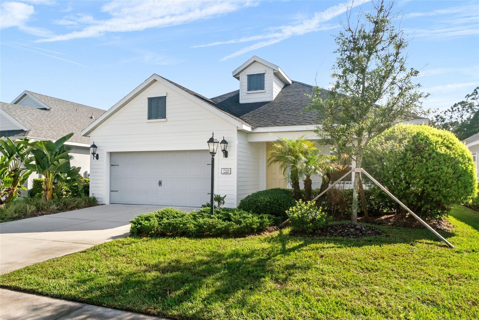 Image 4 of 43 For 7526 Ridgelake Circle