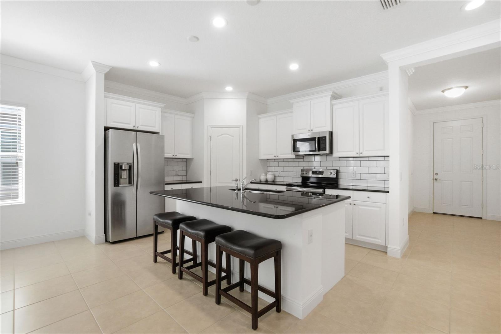 Image 9 of 43 For 7526 Ridgelake Circle