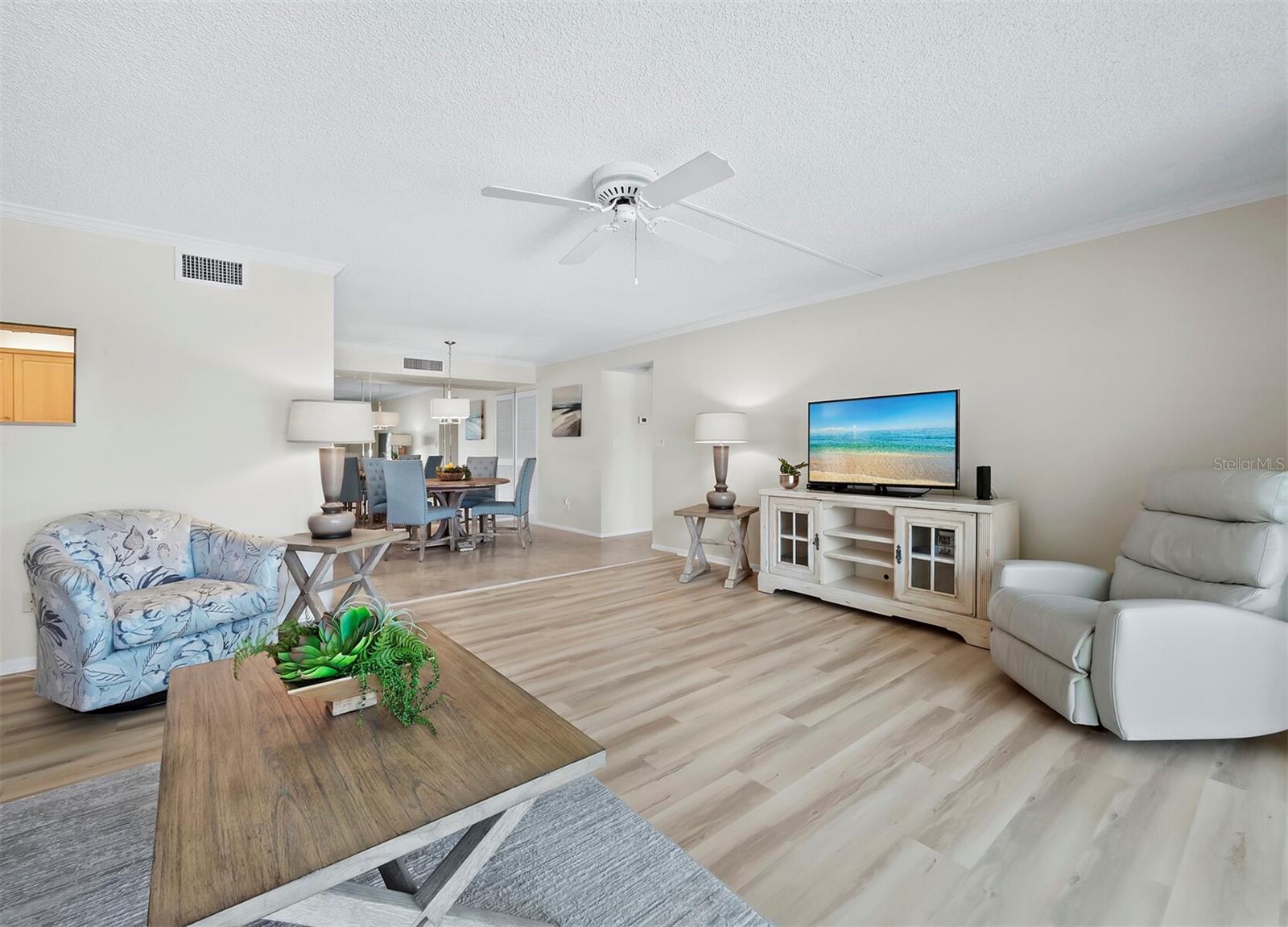 Image 10 of 43 For 2301 Gulf Of Mexico Drive 25n