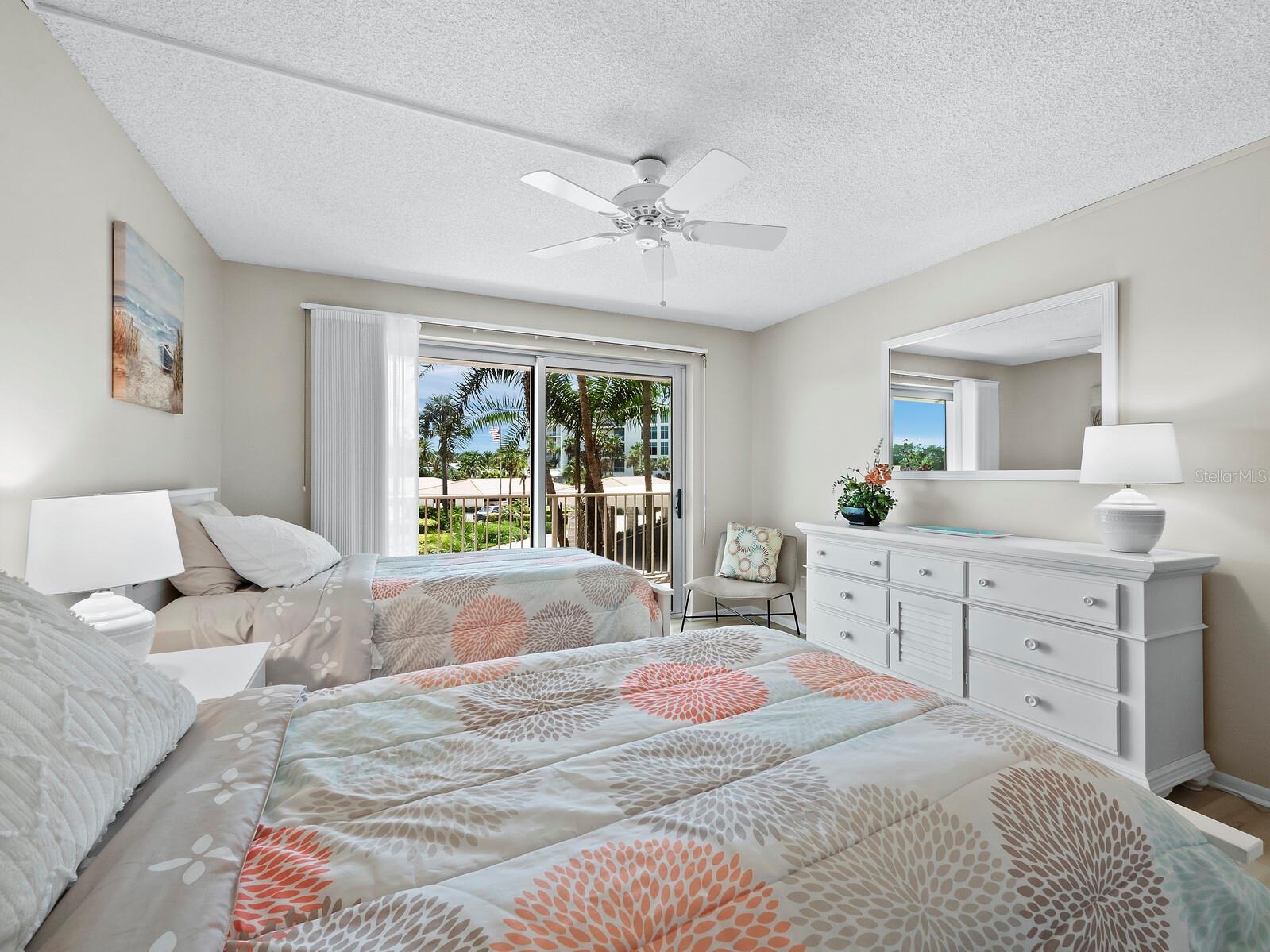 Image 3 of 43 For 2301 Gulf Of Mexico Drive 25n