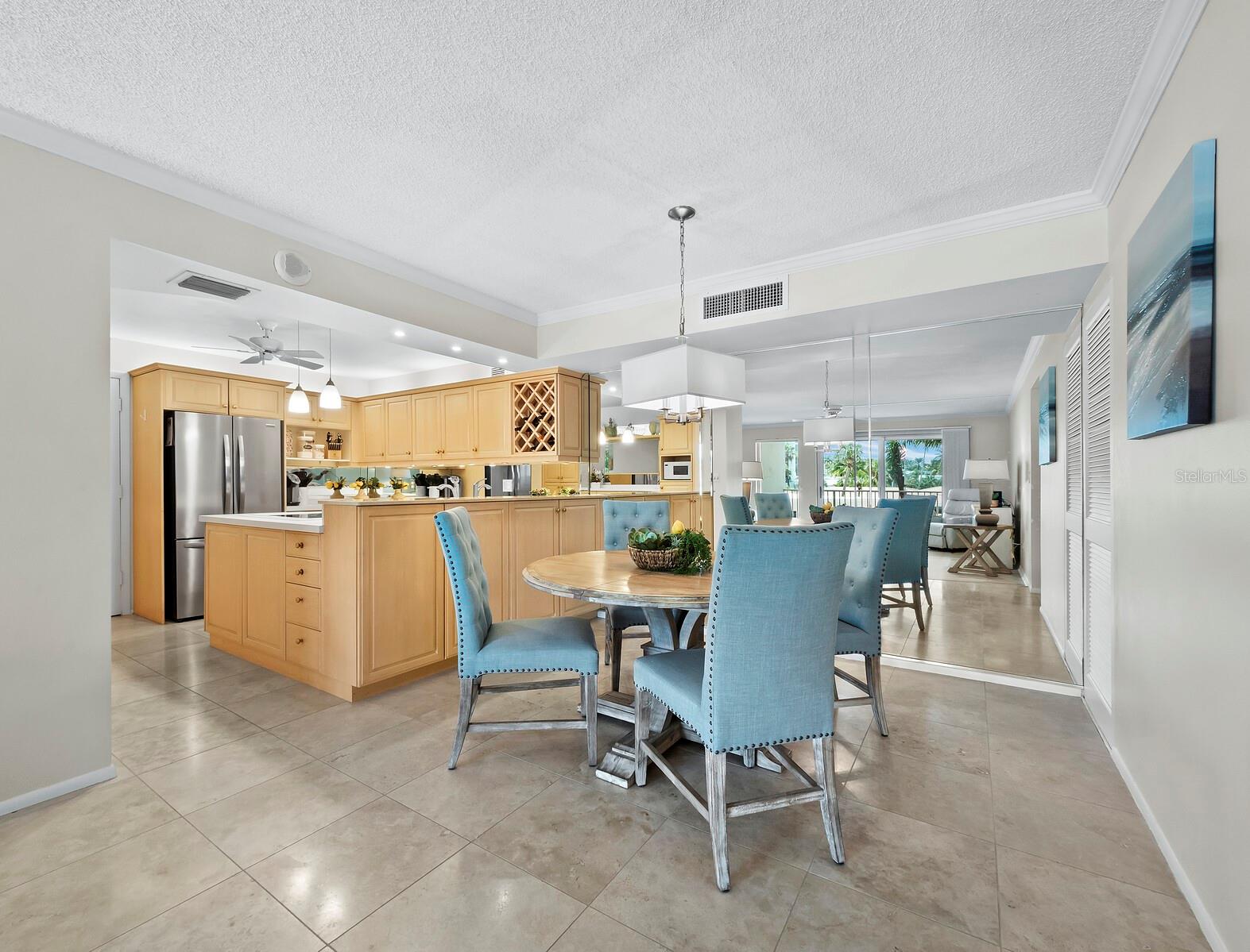 Image 4 of 43 For 2301 Gulf Of Mexico Drive 25n