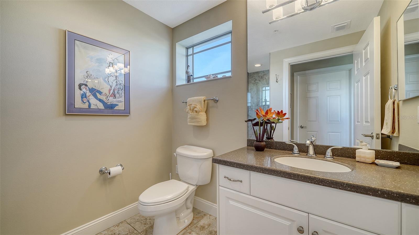 Image 6 of 45 For 505 Orange Avenue 501