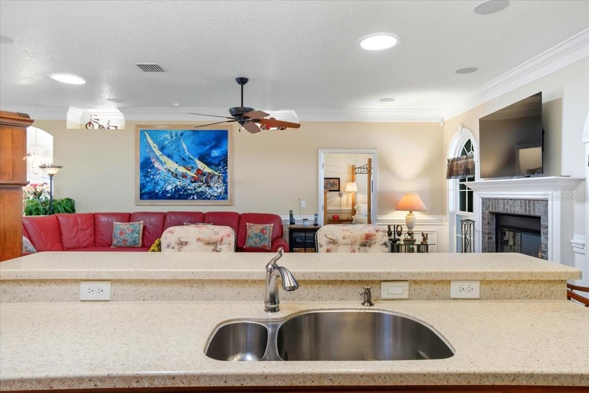 Listing photo id 9 for 1218 Lavender Jewel Court