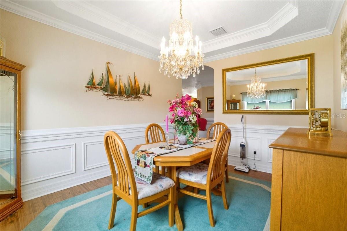 Listing photo id 17 for 1218 Lavender Jewel Court