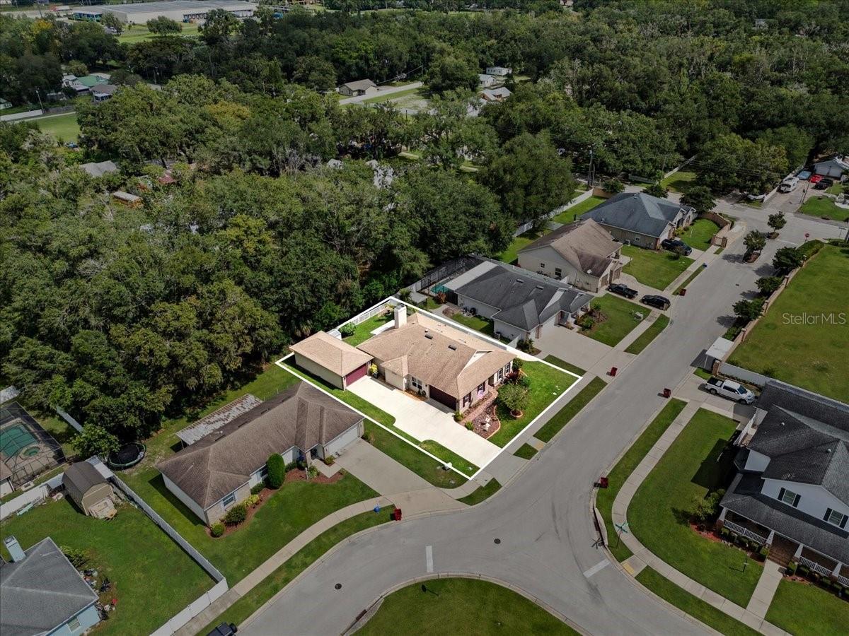 Listing photo id 0 for 1218 Lavender Jewel Court