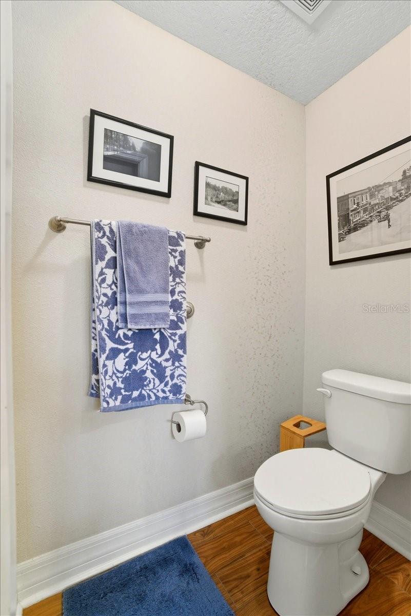 Listing photo id 25 for 1218 Lavender Jewel Court