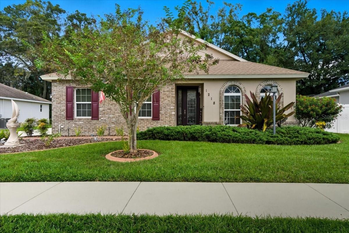 Listing photo id 1 for 1218 Lavender Jewel Court