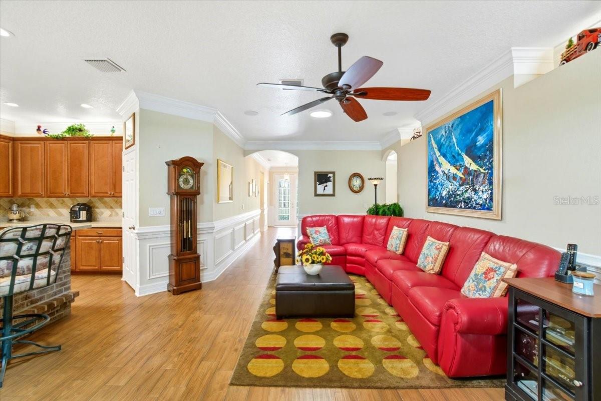 Listing photo id 5 for 1218 Lavender Jewel Court