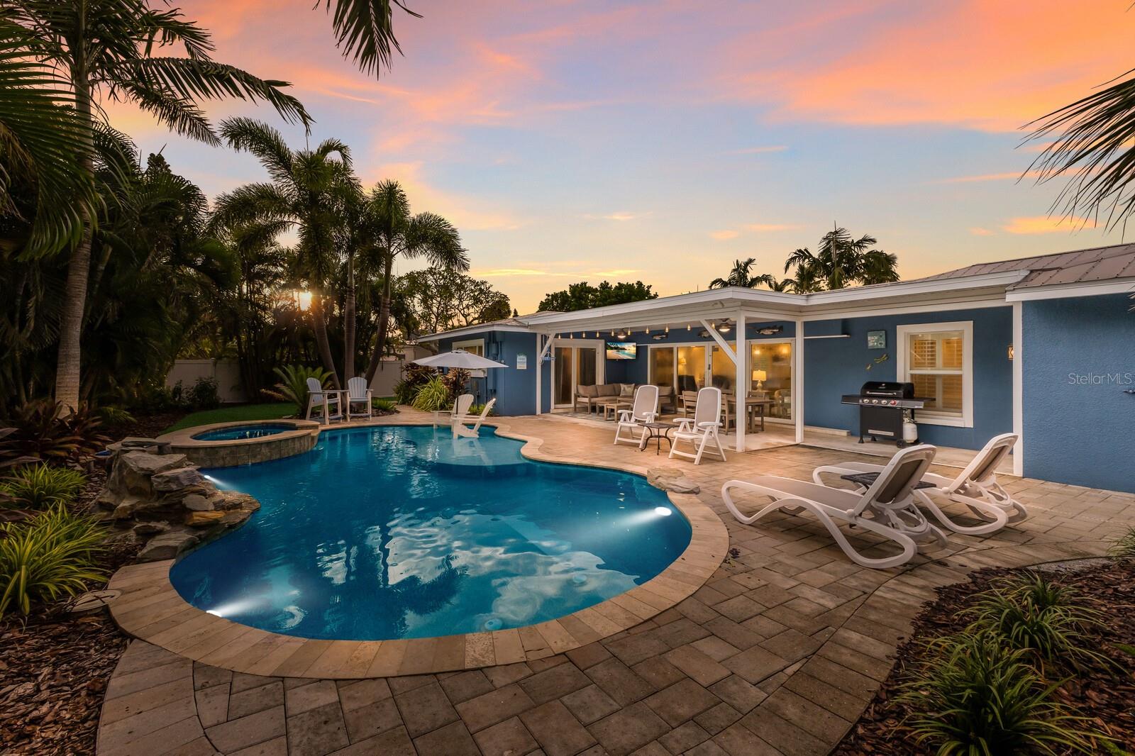 Image 30 of 43 For 417 Bay Palms Drive