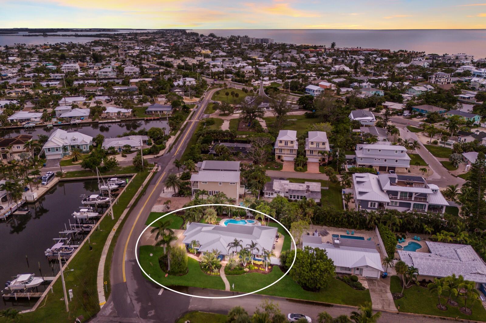Image 42 of 43 For 417 Bay Palms Drive
