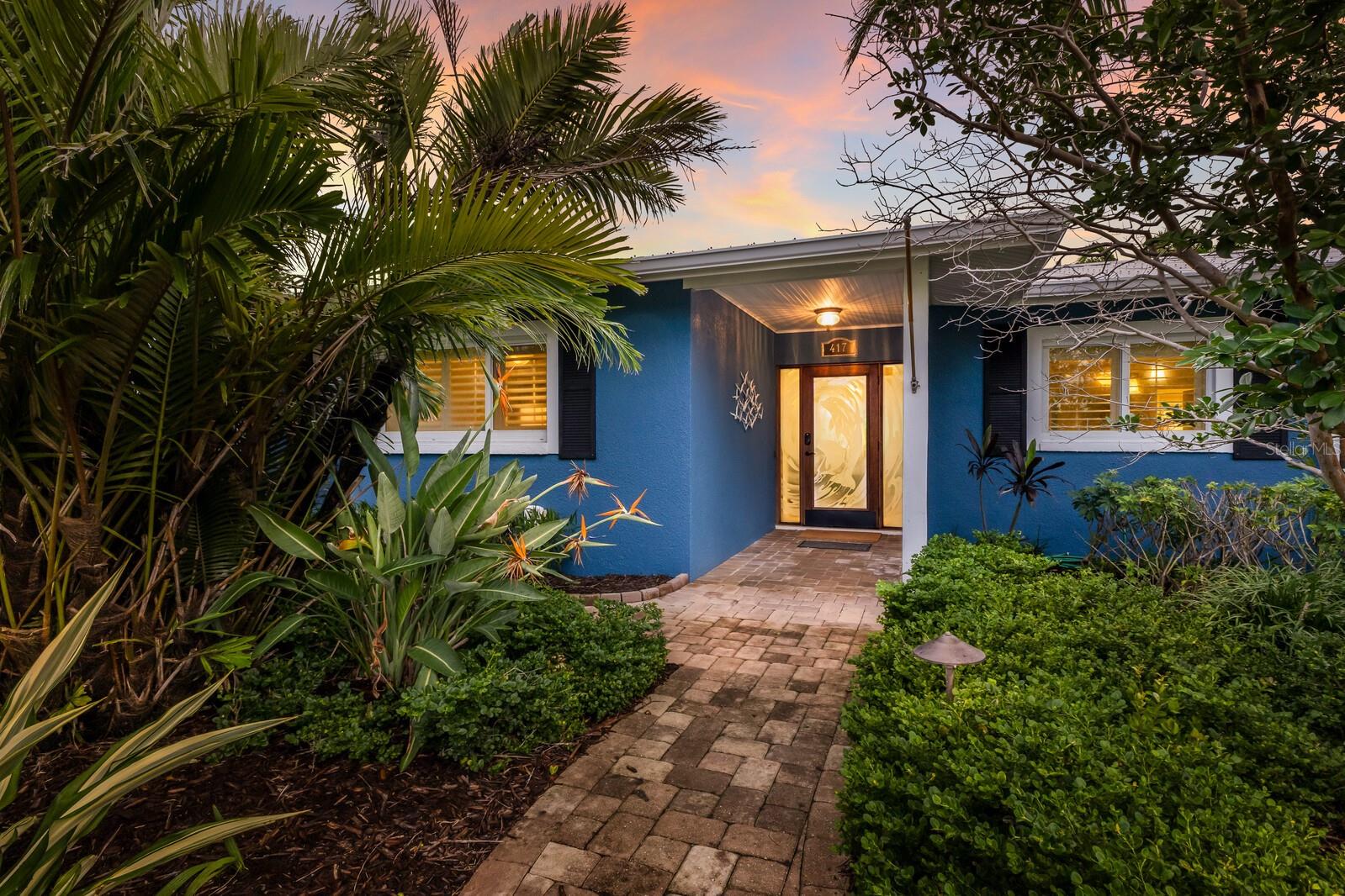 Image 5 of 43 For 417 Bay Palms Drive