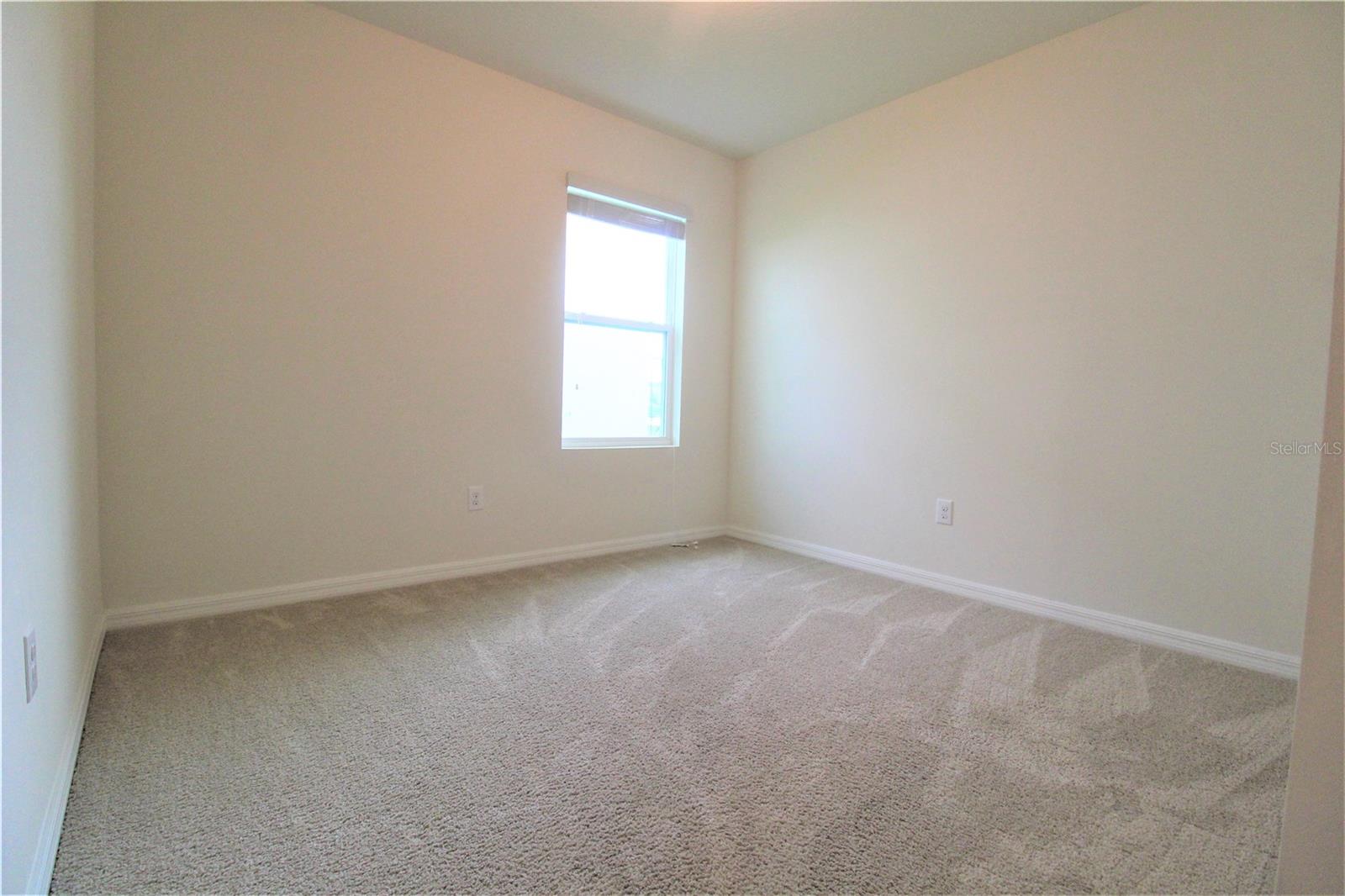 Image 11 of 18 For 3925 Park Willow Avenue