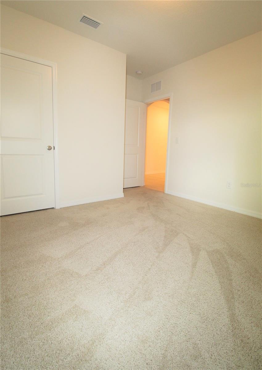 Image 12 of 18 For 3925 Park Willow Avenue