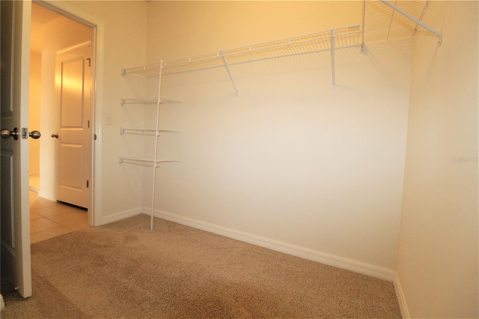 Image 8 of 18 For 3925 Park Willow Avenue