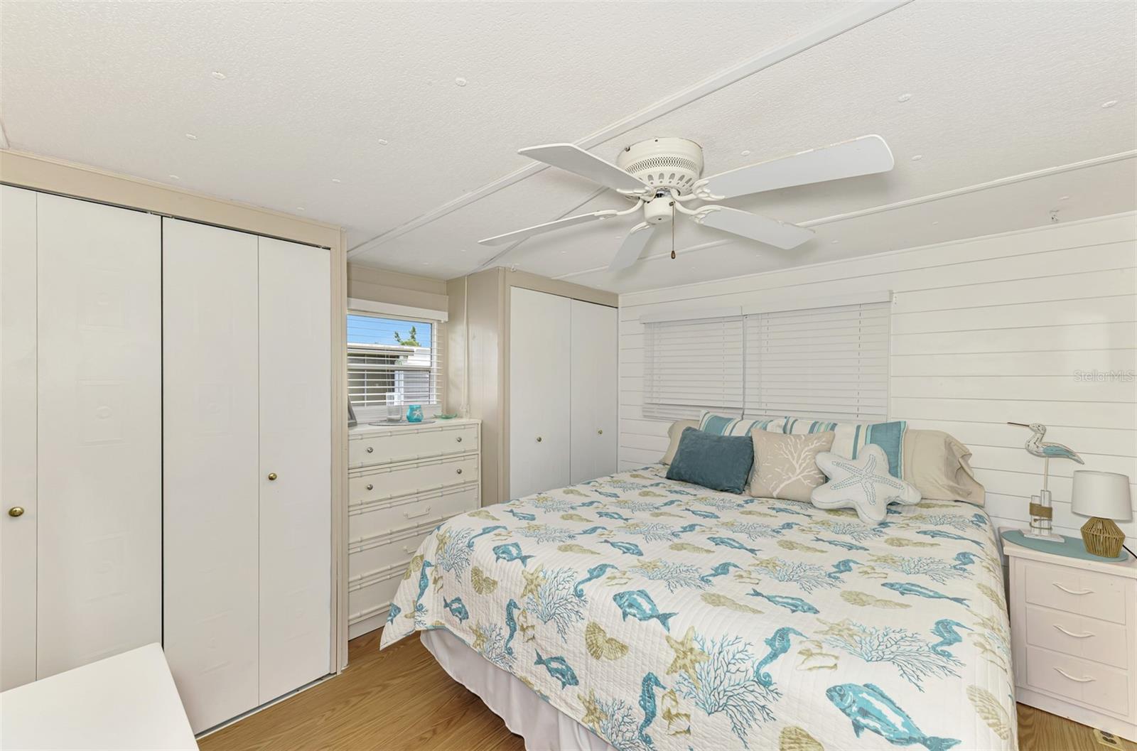 Image 14 of 26 For 259 Inner Drive E