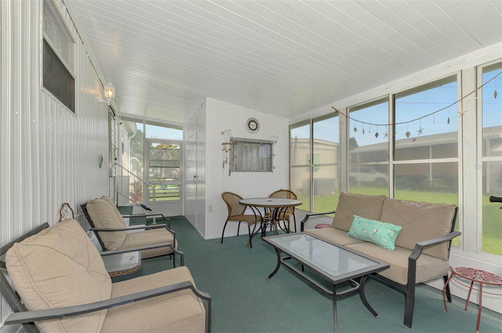 Image 5 of 26 For 259 Inner Drive E