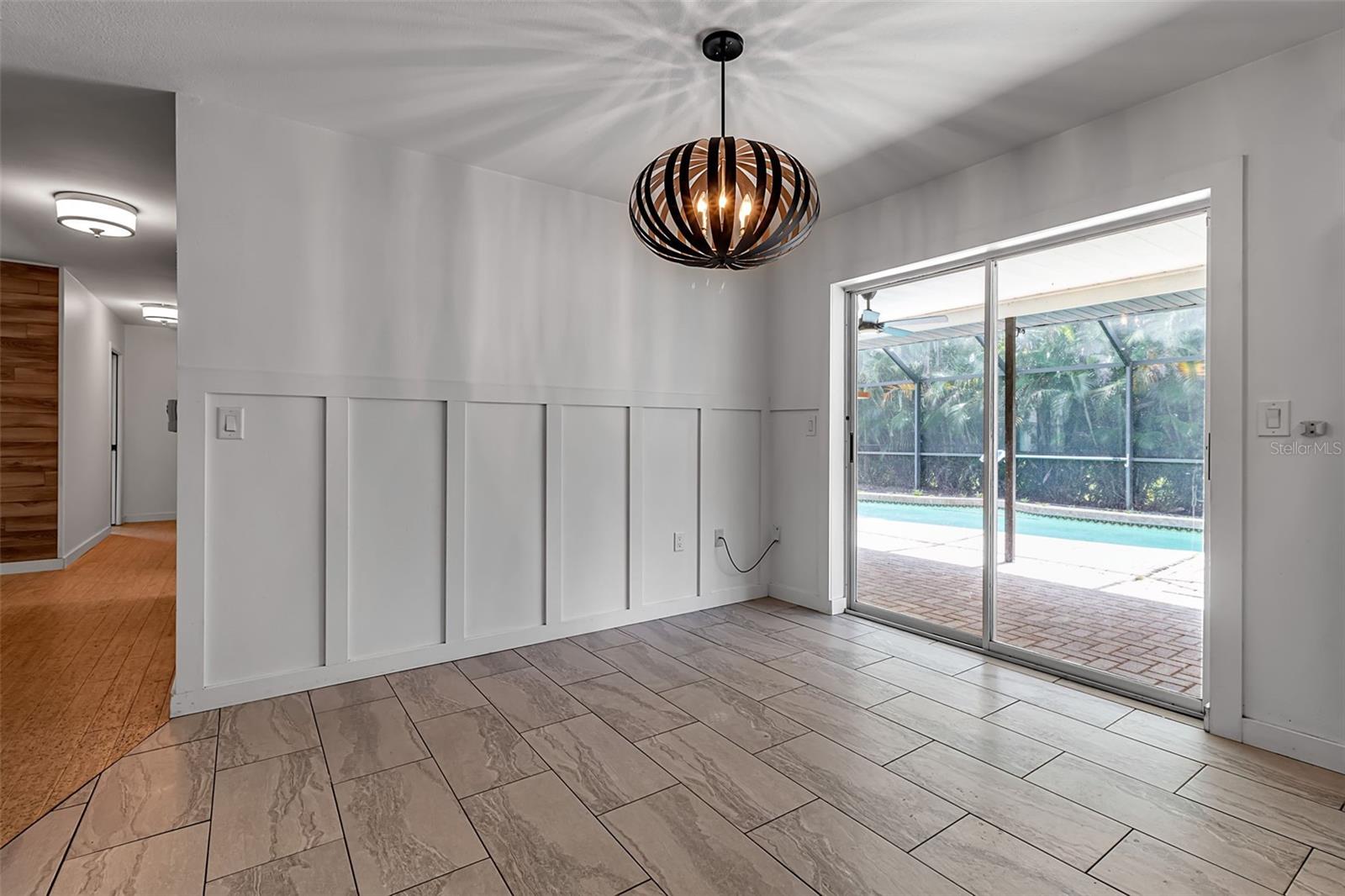 Image 15 of 53 For 155 Mimosa Circle