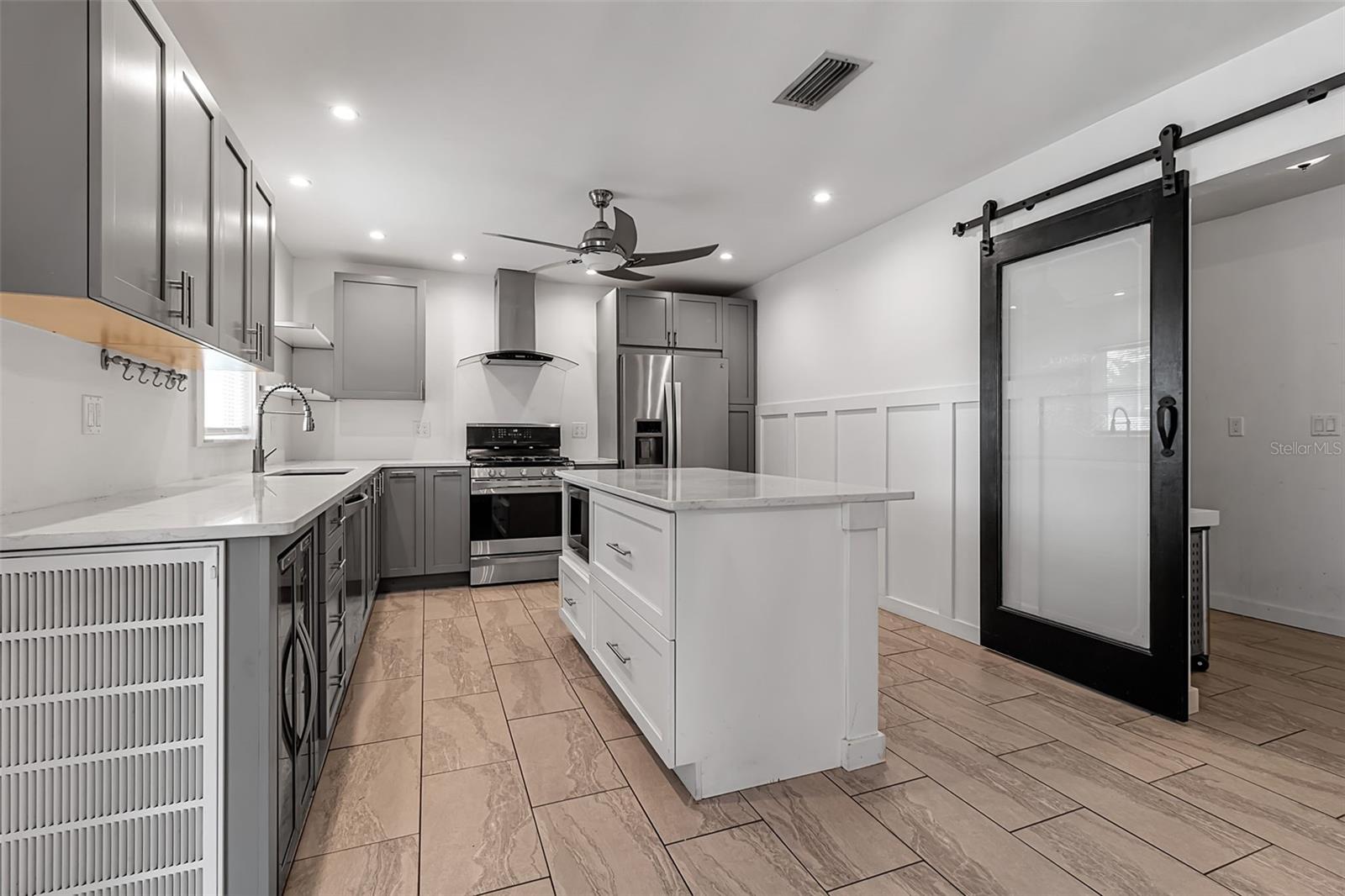 Image 17 of 53 For 155 Mimosa Circle