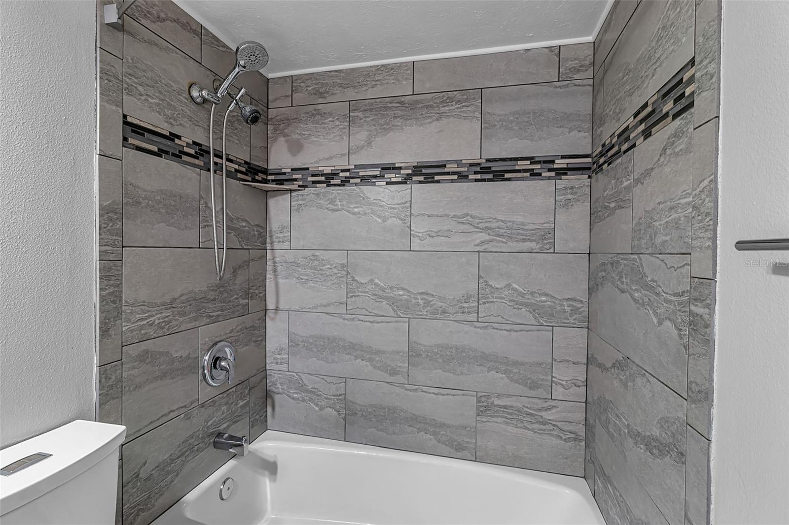 Image 36 of 53 For 155 Mimosa Circle