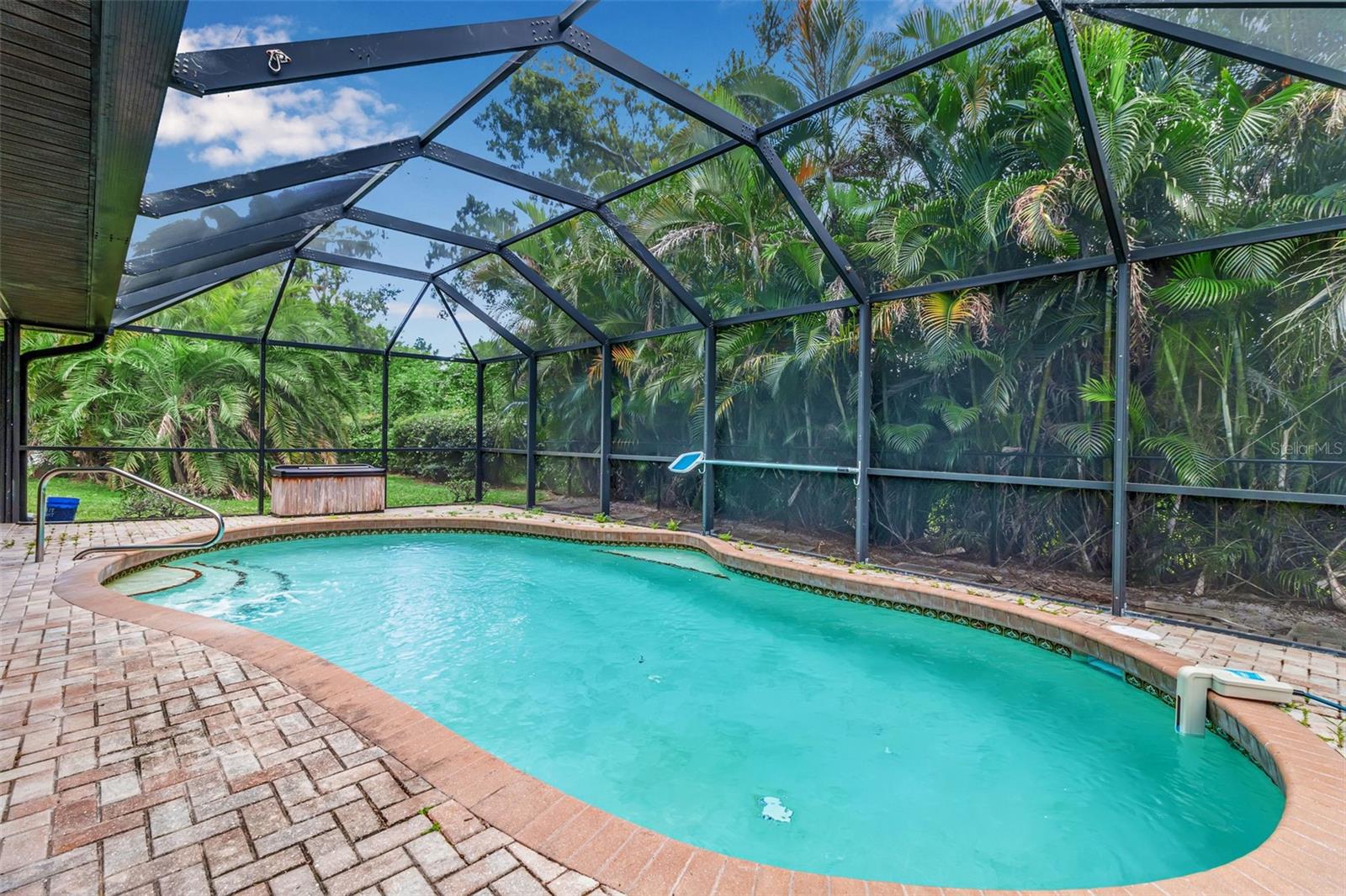 Image 49 of 53 For 155 Mimosa Circle