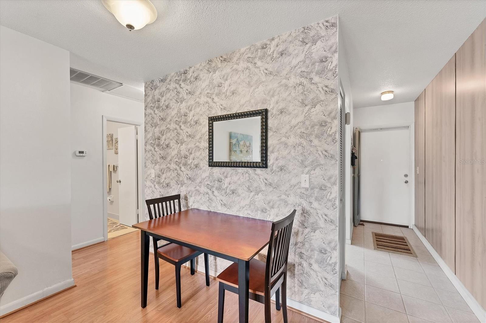 Image 10 of 30 For 2905 51st Avenue W